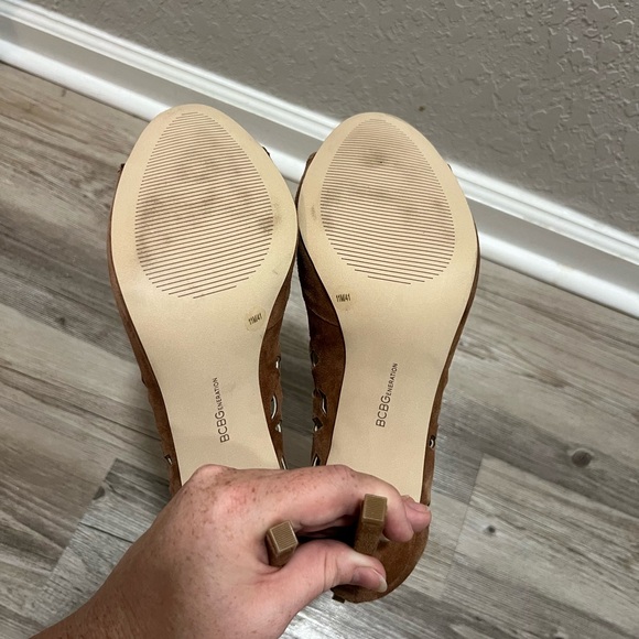 BCBG Camel Suede Peep Toe Ankle Heels - Picture 5 of 5